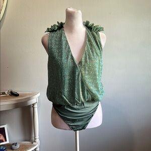 [Day + Moon] Metallic Green Sleeveless Bodysuit - Size Medium NWT